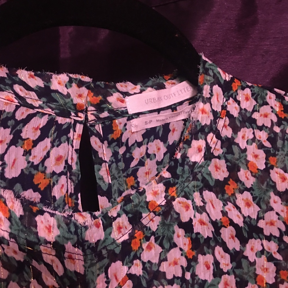 Floral top